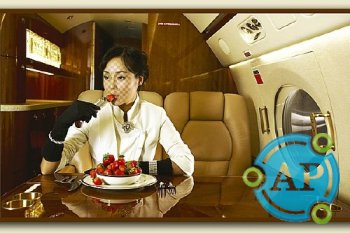  Шаблон для фотошопа     с девушкой в салоне самолета - Перелет